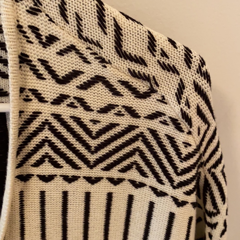 Oversized sweater - Picture 2 of 2